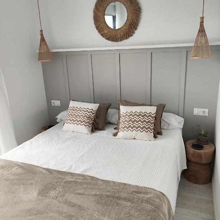Apartamento Dos Aceras Малага Екстериор снимка
