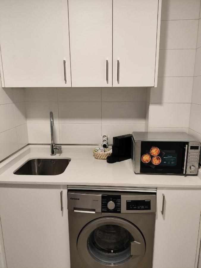Apartamento Dos Aceras Малага Екстериор снимка