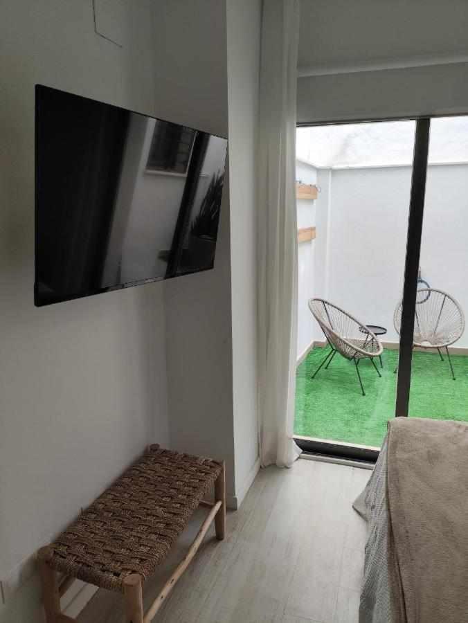 Apartamento Dos Aceras Малага Екстериор снимка